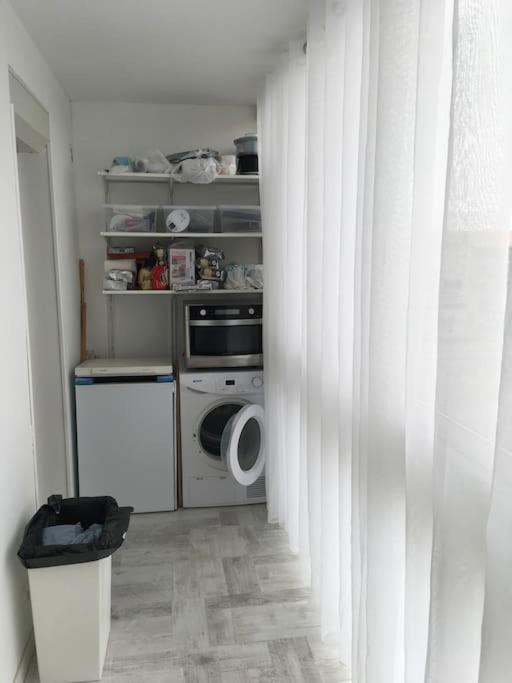 Appartement T3 Proche De La Mer Narbonne Exterior foto